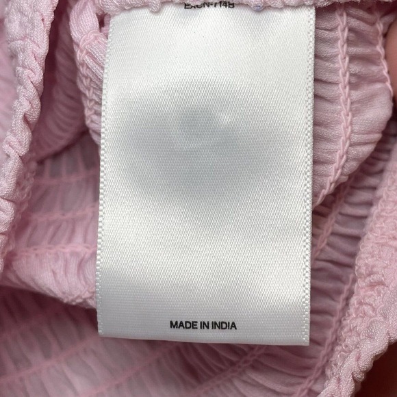 Express Small Women's Smocked Mock Neck Cropped Top Pink Short Sleeve Mi… - Picture 5 of 7